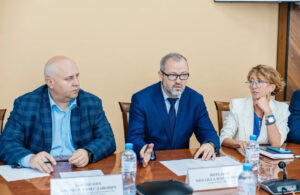 На прошлой неделе и. о. Уполномоченного по защите прав предпринимателей в Липецкой области Е. В. Боровских принял участие во встрече с предпринимателями областного центра, которую провели совместно глава города Липецка Михаил Щербаков и представители администрации
